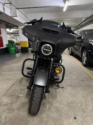 HARLEY-DAVIDSON STREET GLIDE SPECIAL HARLEY-DAVIDSON STREET GLIDE SPECIAL